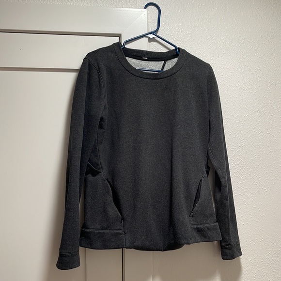 lululemon athletica Tops - Lululemon Endeavor Grey Long Sleeve - size 8 - crisscross back